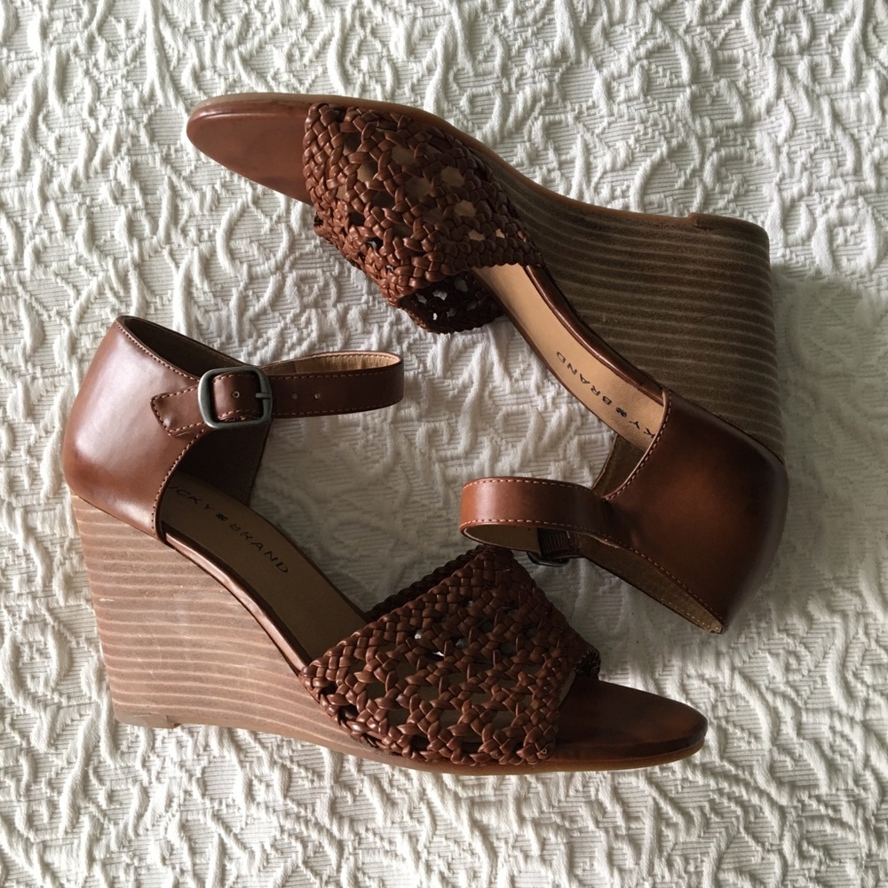 Lucky Brand Wedges 🍀